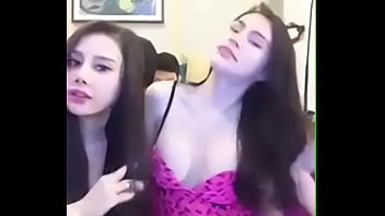 Gadis Tiongkok Seksi Lagi Asyik Main Sendiri