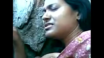 Tante India Yang Menggoda