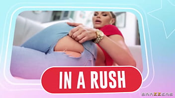 Buruan Download Video Panasnya Di Sini