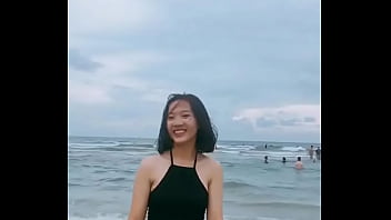 Gadis Imut Yang Menggoda Dalam Posisi 69 Yang Panas