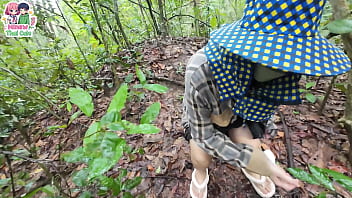 Gadis Thai Panas Merintih Kesepian Di Hutan Belantara