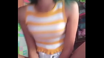 Lekat Menggoda Di Bigo Live, Celana Ketat Asia Tembus Pandang