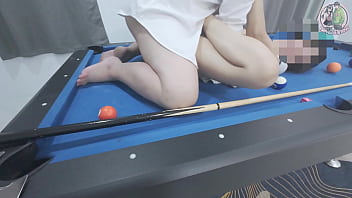 Gadis Thailand Naik Ke Meja Biliar… Dan Dihardfuck Keras! Suara Erangan Thai