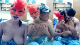 Goyang Payudara Tante Adinda Yang Menggoda