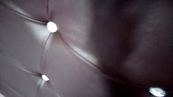 Menghisap Kontol Kakak Tiriku