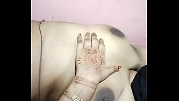 Gadis Desa India Digoyang Hingga Meraung-raung Oleh Bibi Berpengalaman