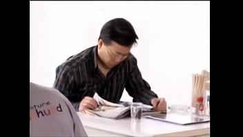 Koki Restoran Cina Yang Menggoda Dengan Keahliannya Di Dapur