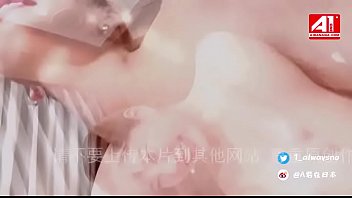 日本女优来华体验，和服玲酱巨乳美臀特写第一视角，全程主动扭动骚浪至极，最后外射在平坦小腹上