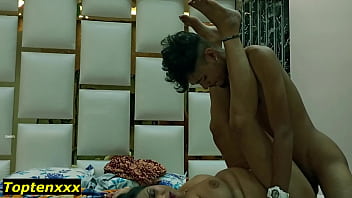 Goyang Hot Desi Bhabhi, Jangan Sampai Keluar Dalam!
