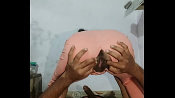 Bidadari Berdress Pink Menggoda, Bhabhi India Tergairah Bercinta Liar Dengan Kekasih Di Video Homemade Yang Membara