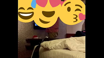 Istri Desi Menggoda Tukang Kabel Dengan Tubuh Seksi Dan Menggairahkan