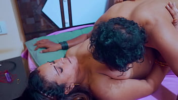Cowok Playboy India Lagi Nyari Kepuasan Seks Yang Bikin Ketagihan