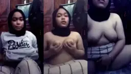 Gadis Abg Berjilbab Montok Mengocok Memeknya
