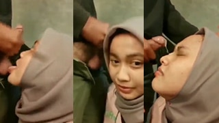 Jilbabku Basah Mengisap Kontol Pacar Di Tempat Gelap