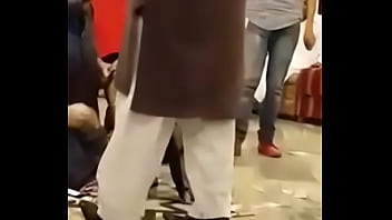 Pesta Cewek: Tarian Erotis Desi Mms Mujra Di Ruang Pribadi