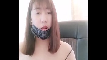 Tubuh Seksi Menggoda Di Gogo Live