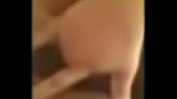Desi Yang Seksi Kembali Menggoda