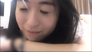 Tayangan Panas Cewek China Live Di Kamar Bercumbu