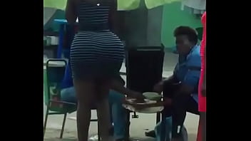 Pantat Terbesar Dan Paling Menggoda Di Nigeria