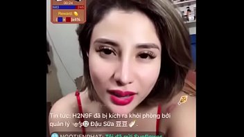 Em Gái Nóng Bỏng Khoe Hàng Hấp Dẫn Trên Bigo Live