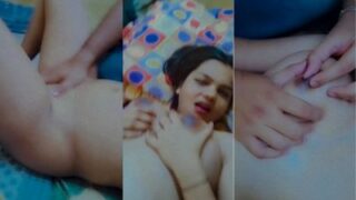 Gadis Desi Telanjang Meremas Payudara Dan Memainkan Memeknya