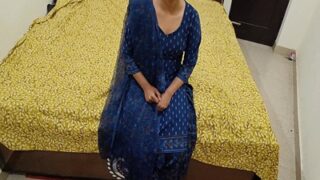 Gadis India Rela Digoyang Mesra Demi Sepotong Pizza