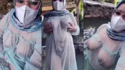 Jilboobs Bajunya Transparan Basah Di Kolam