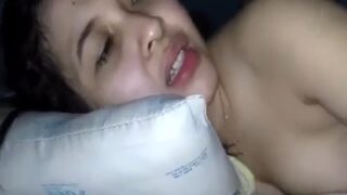 Kekasih Kejam Menggila Di Ranjang Dengan Gadis Kathmandu Dalam Adegan Panas
