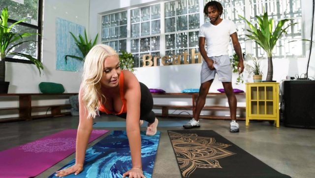 Latihan Panas Kate Di Gym