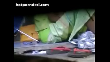 Gairah Panas Lesbi India Yang Menggoda