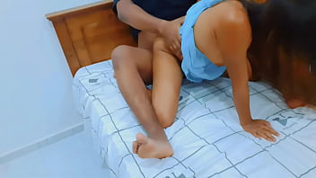 Bibi Tergoda Keponakan, Diajari Cara Memuaskan Wanita Hingga Klimaks