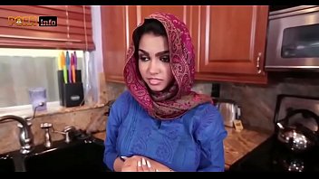 Arab Muslim Tersepong Oleh Laki-laki Dalam Video Panas