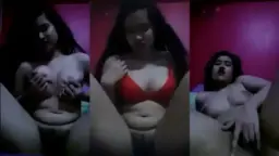 Abg Berbaju Merah Menggoda Mainin Memek Basah