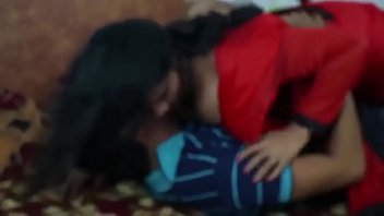 Bokong Montok Bhabhi India Digoda Dewar