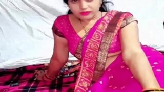 Suami Menggoda Istrinya Di Webcam Langsung Dan Menidurinya