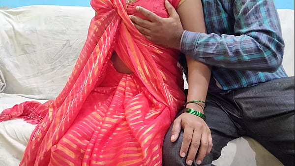 देखते ही भड़क गया देवर, पिंक साड़ी में भाभी की रसीली देह को चीरकर मचा दी धमाल
