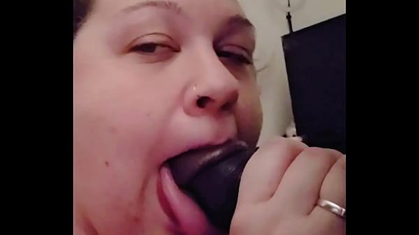 Adik Tiriku Dengan Bibir Dslnya Yang Luar Biasa Menghisapku Hingga Kering