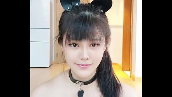 上海女奴认主实录：皮革紧缚下的妩媚呻吟，原声验证情欲绽放