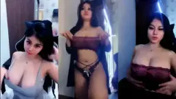 Gadis Muda Telanjang Bulat