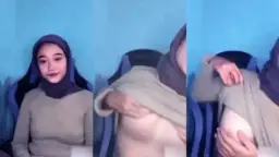 Ukhti Cantik Pamer Uting Di Sesi Akhir Live Yang Menggoda