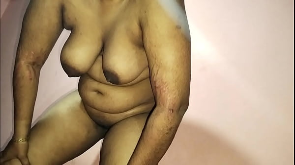Gadis Desi Asia India Mengisap Kontol Dan Memeknya Ditusuk Suami