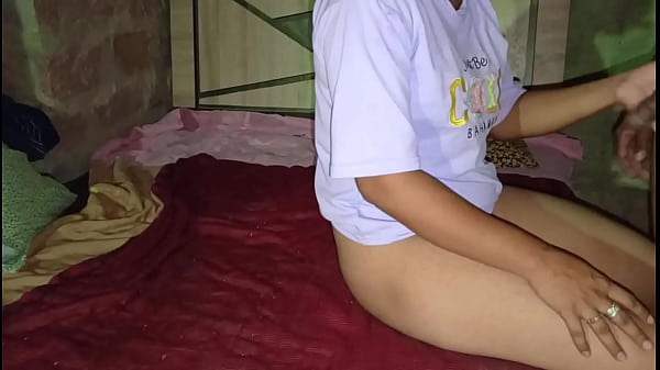 Gairah Membara Antara Kakak Ipar Dan Adik Ipar India Yang Tak Tahan Godaan