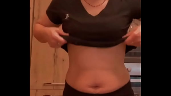 Wanita Romania Bugil Di Facebook Live