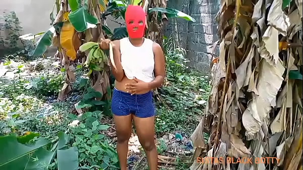 Bercinta Di Taman Dengan Ibu Tiri Mahasiswi Yang Hot
