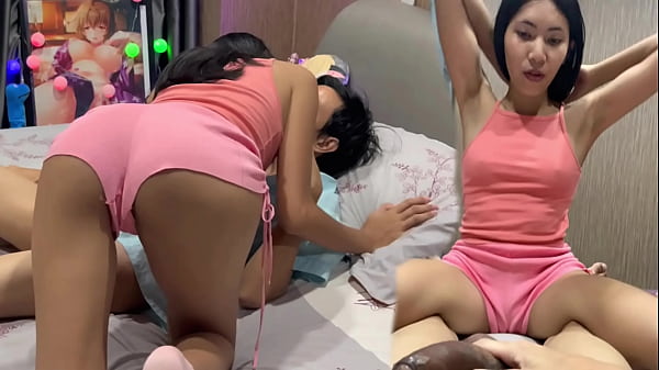 Kakak Tiriku Puaskan Nafsu Liarku, Dia Malah Mengizinkanku Rekam Semuanya!