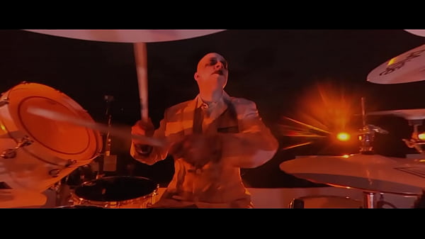 Lindemann Goyang Brutal Di Moskow: Konser Penuh Nafsu Dan Eksplisit