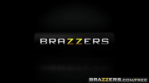 Brazzers Exxtra – (casey Calvert) – Pantat Metal Padat Dihantam Kontol Hantu