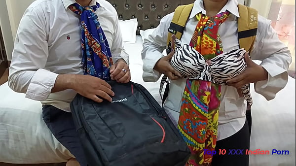 Pertemuan Pertama Mahasiswa Desi Dan Cewek Desi Berakhir Mesra Di Kamar Hotel Oyo