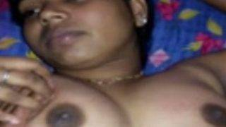 Desi Suster Kamini Dari Kerala, Goyang-goyang Bikin Makin Pengen – 4