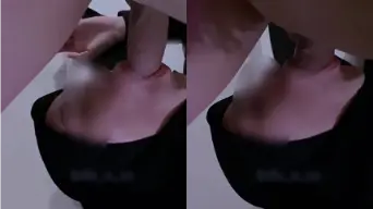 Hijab Hitam Ngemut Ganas Di Toilet, Bikin Makin Basah.